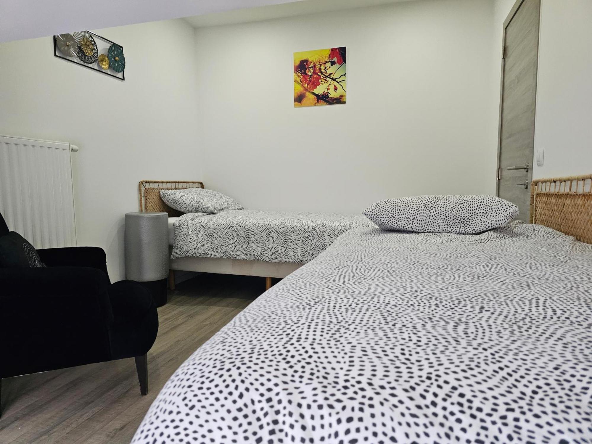 Appart'Hotel Trazegnies Courcelles Exterior foto